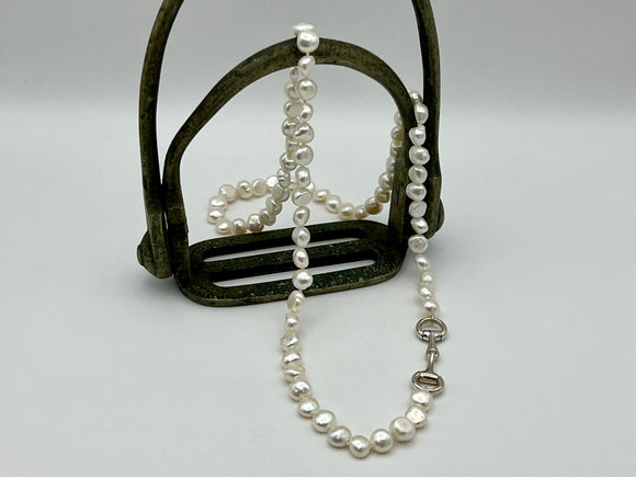 Freshwater Pearls with Small Snaffle Detail