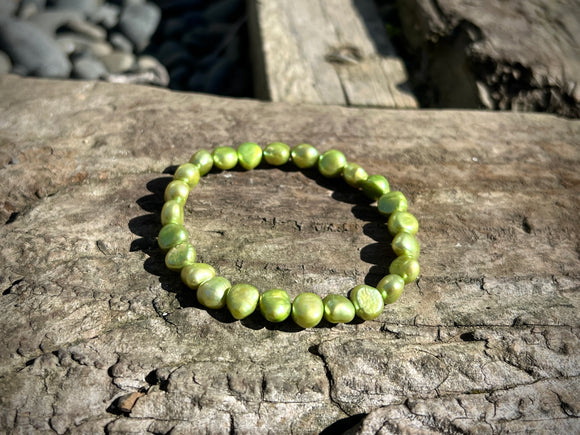 Freshwater Green Pearl Bracelet | 8mm Pearls