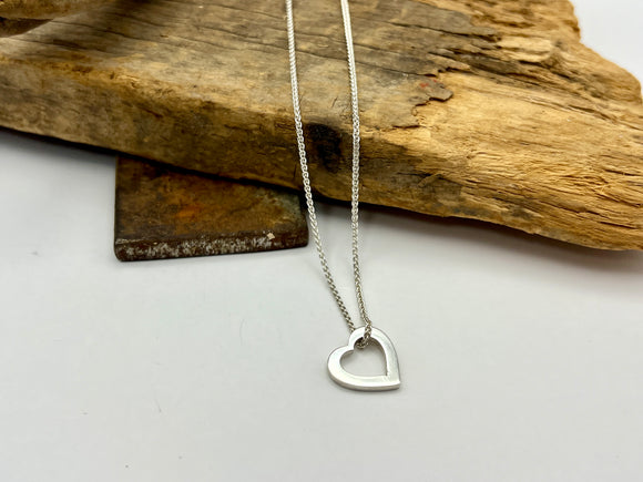 Floating Heart Pendant and Chain Set