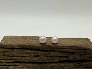 Freshwater Pearl Stud Earrings | Pink | Chele Clarkin Jewellery