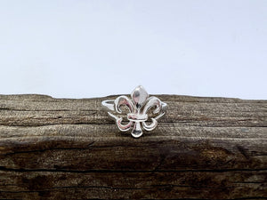 Fleur De Lis Ring | Preloved | Chele Clarkin Jewellery