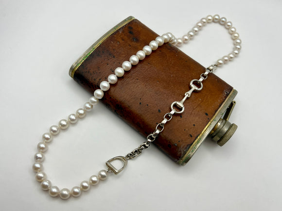 Freshwater Pearls with Snaffle and Stirrup Belcher Chain | Chele Clarkin Jewellery
