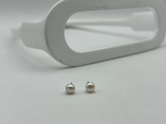 Freshwater Pearl Stud Earrings | Mini 5mm