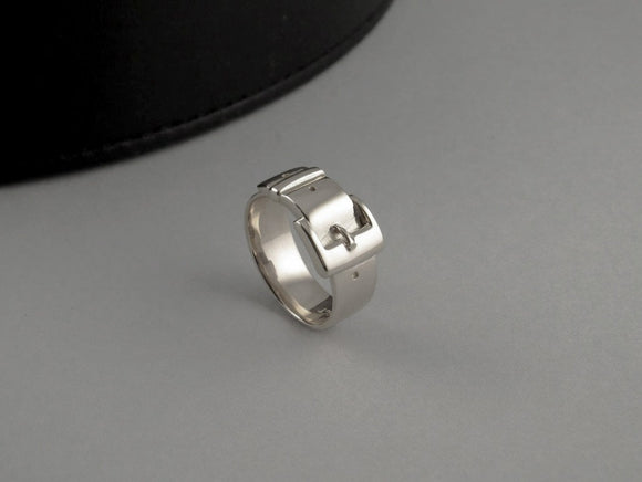 Medium Buckle Ring from Chele Clarkin Jewellery